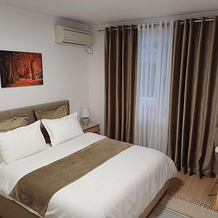 Regis Apartment تيرانا المظهر الخارجي الصورة