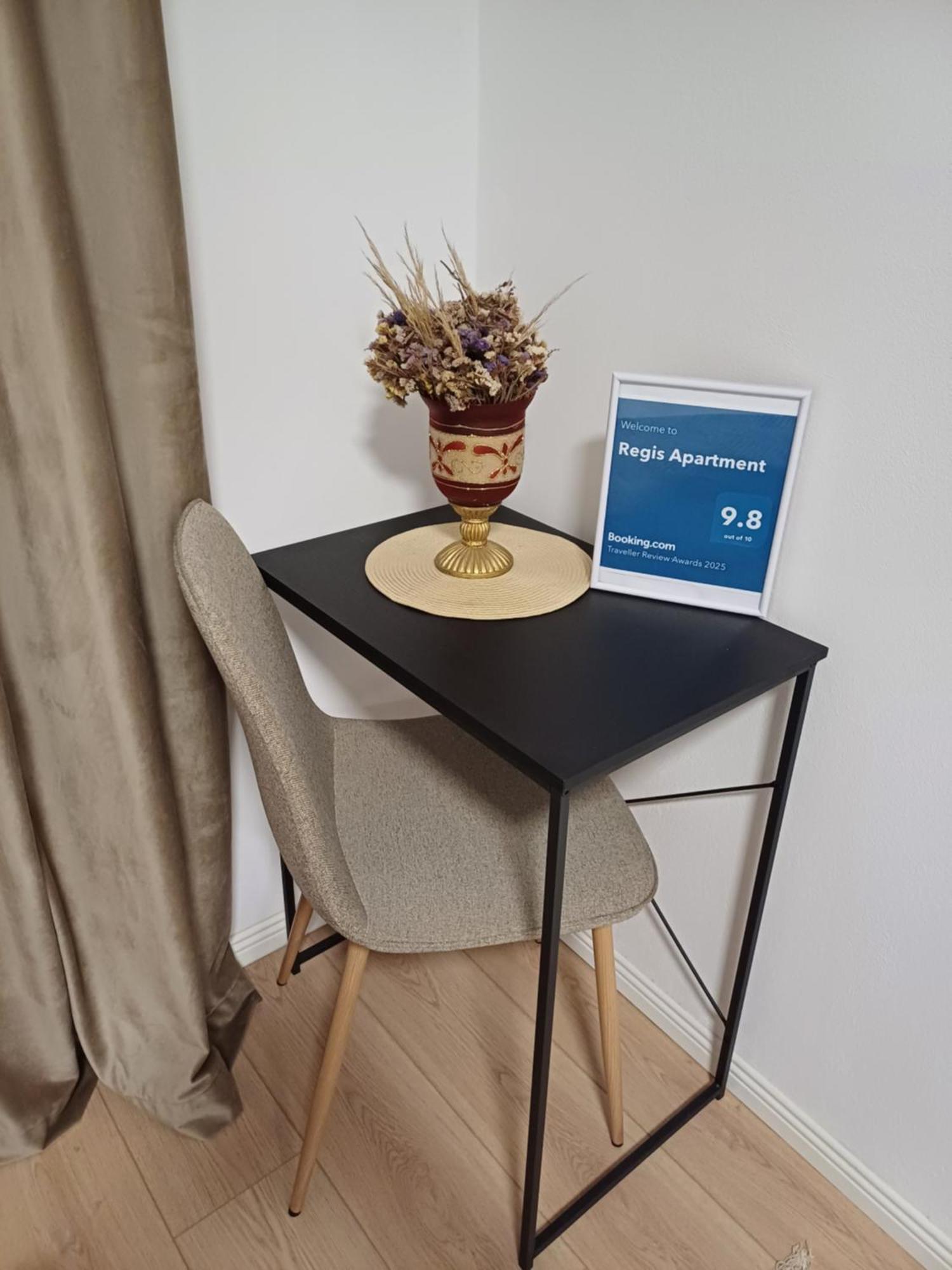 Regis Apartment تيرانا المظهر الخارجي الصورة